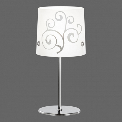 Hübsche Tischlampe mit Design