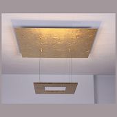 Goldene Deckenlampe mit dimmbaren LED Lampen für indirekte Beleuchtung