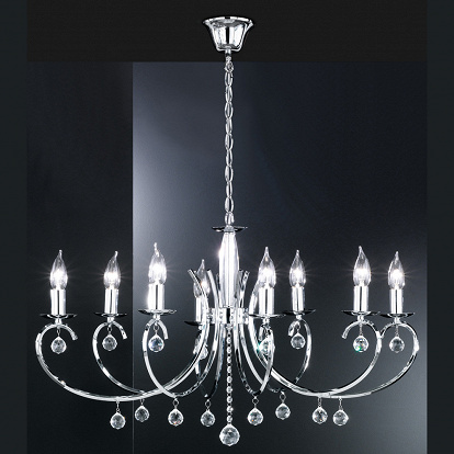 Eleganter Kronleuchter in Ovalem Design