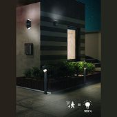 Schöne Beleuchtung rund ums Haus als Aussenleuchten Serie in anthrazit mit Bewegungssensoren